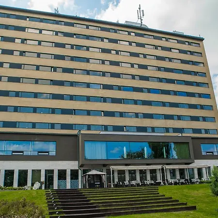 Yasmin Hotel 4*